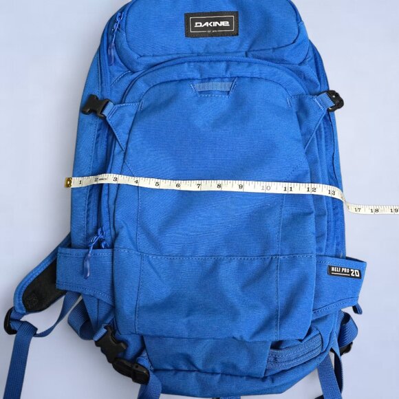 Dakine Heli Pro 20L Backpack in Cobalt Blue - Picture 5 of 9
